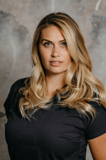 dr. Kis Réka